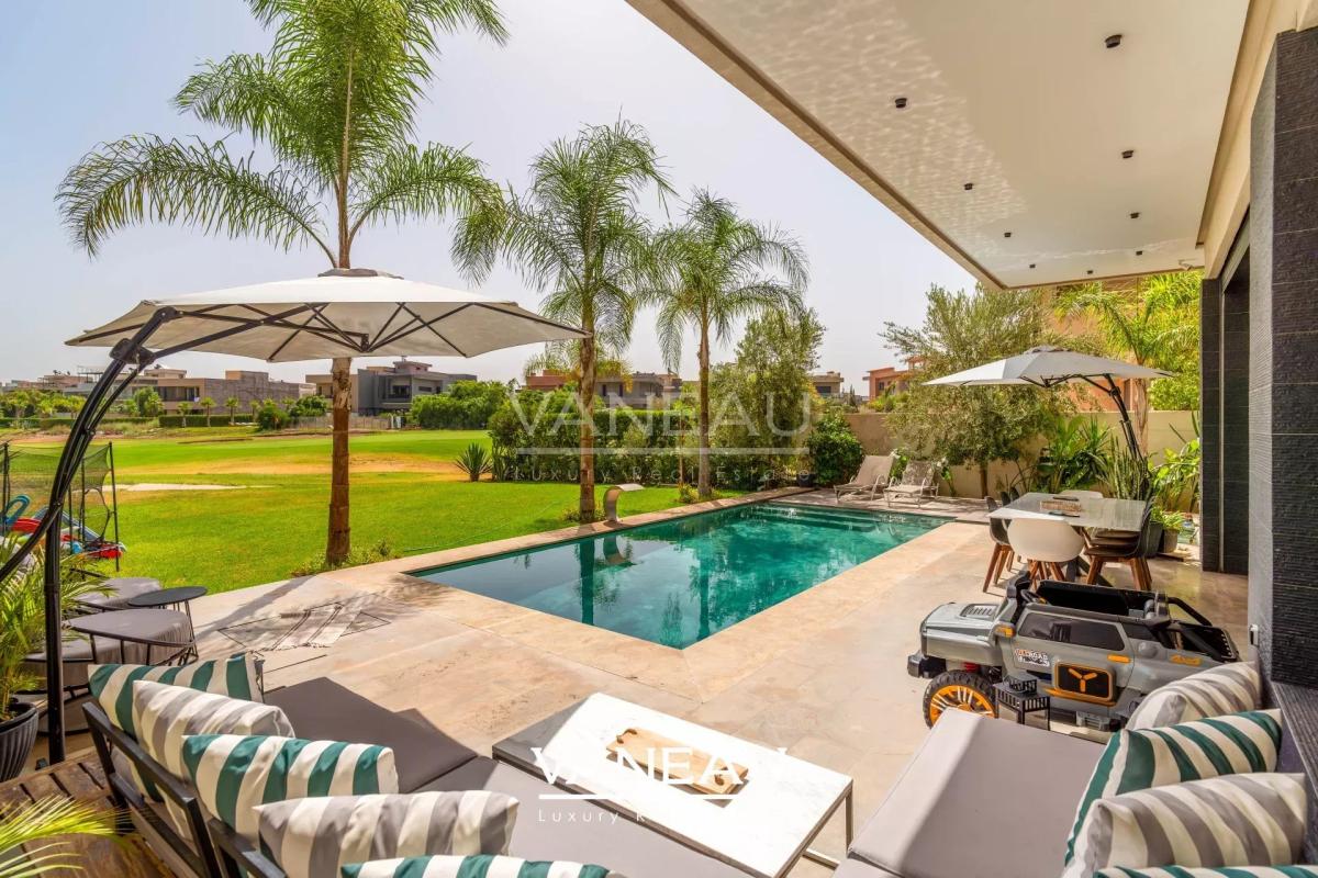 Villa luxueuse en première ligne de golf