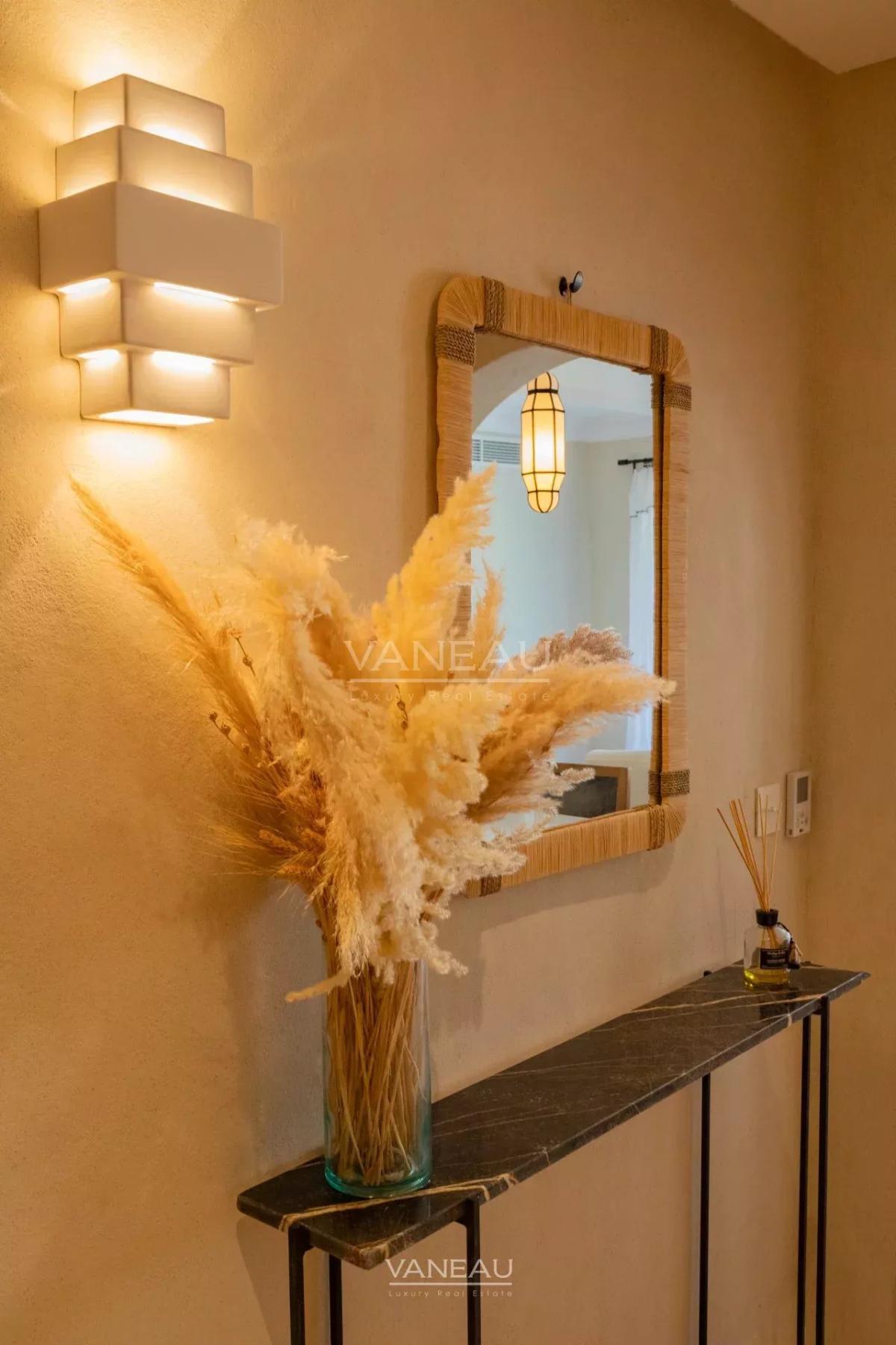 Appartement rdc avec avec piscine privée au coeur de l'Hivernage