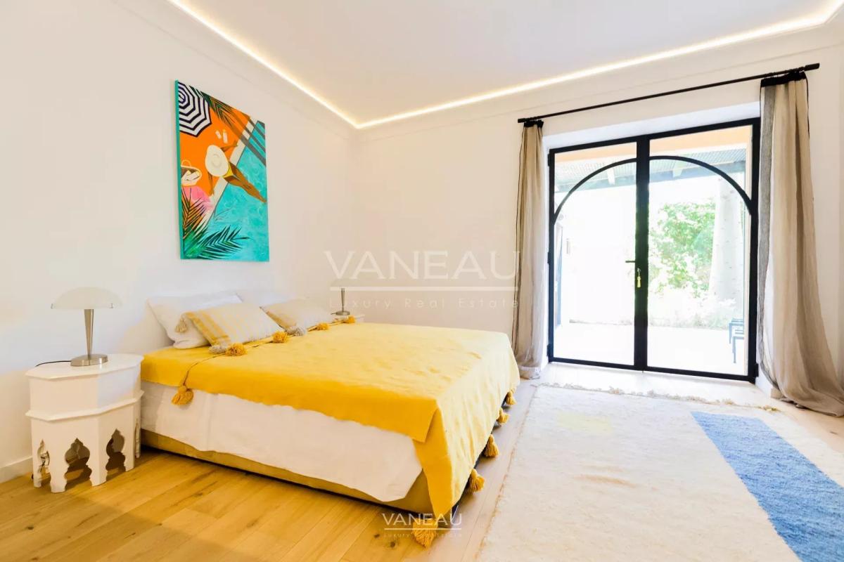 Appartement rdc avec avec piscine privée au coeur de l'Hivernage