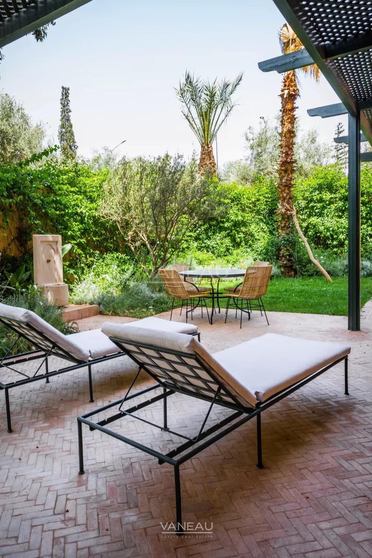 Appartement rdc avec avec piscine privée au coeur de l'Hivernage