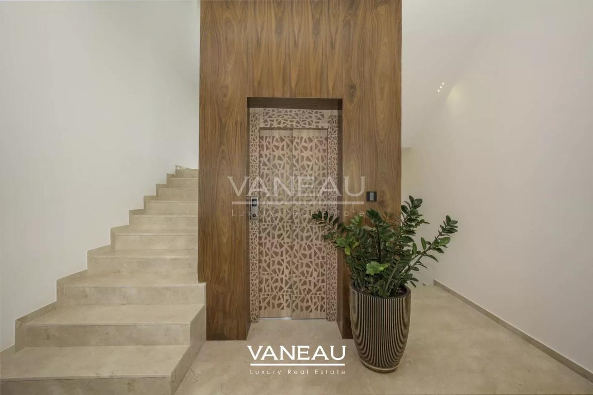 Villa à 10 minutes du centre-ville avec finitions haut de gamme