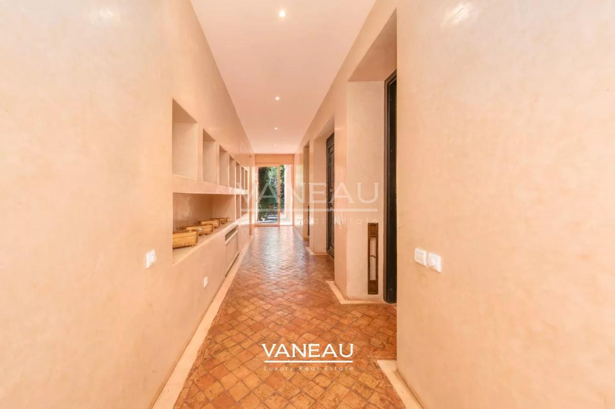 Propriété à vendre route de Fes avec VNA