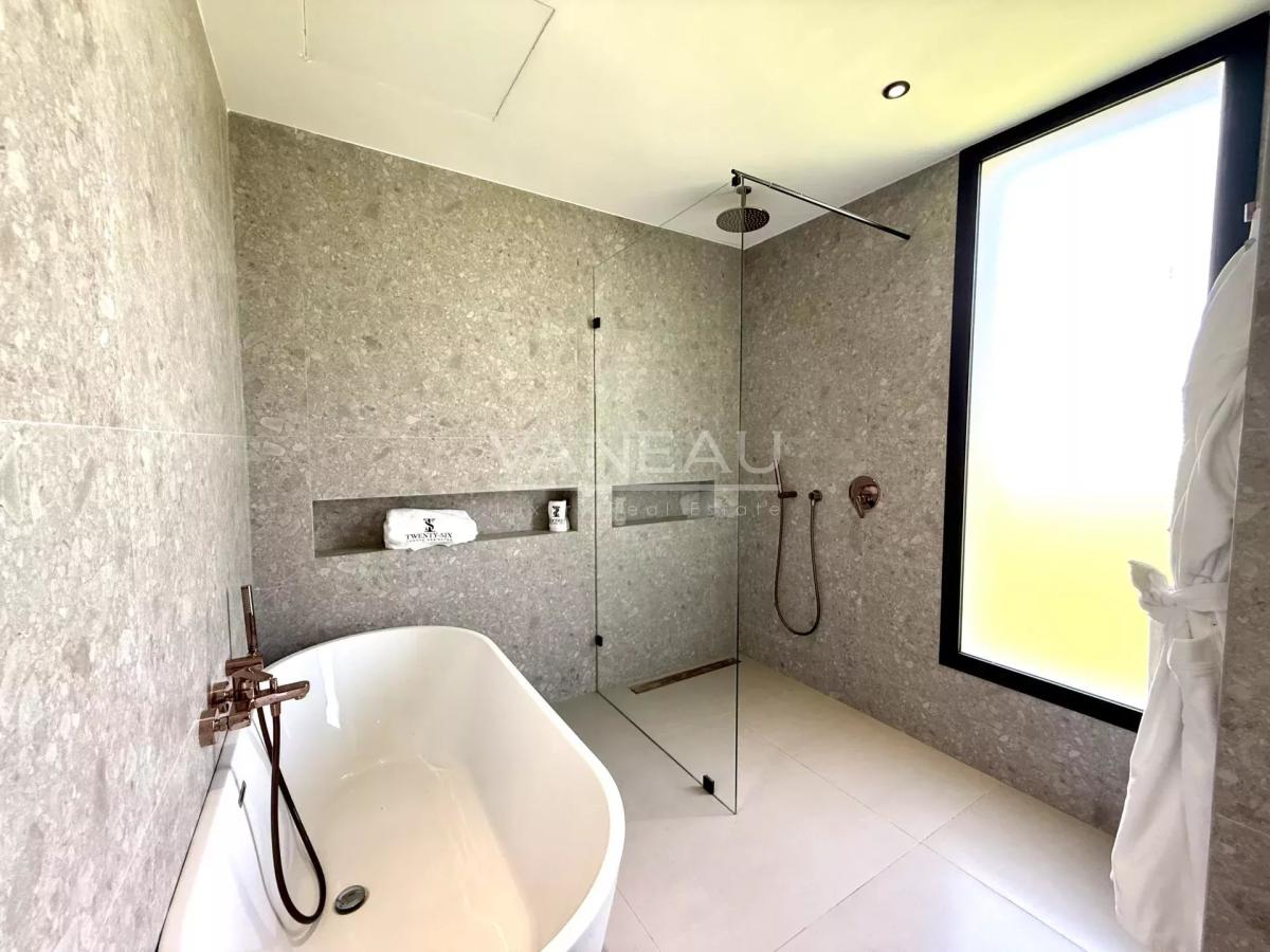 VILLA PLAIN-PIED 4 SUITES