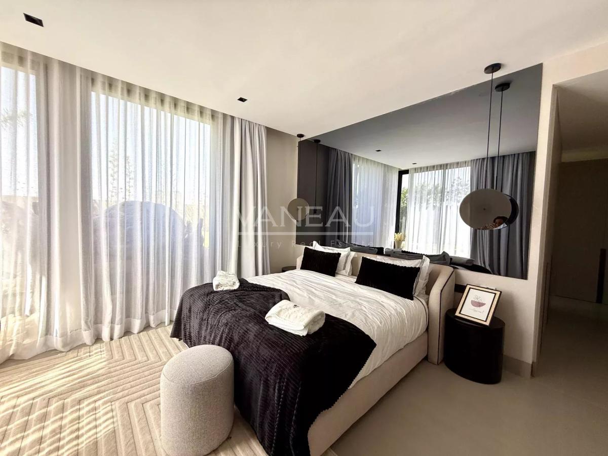 VILLA PLAIN-PIED 4 SUITES