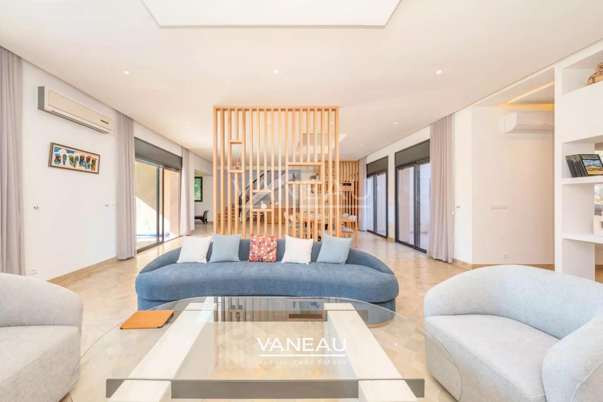 Villa Contemporaine à Vendre amelkis 1