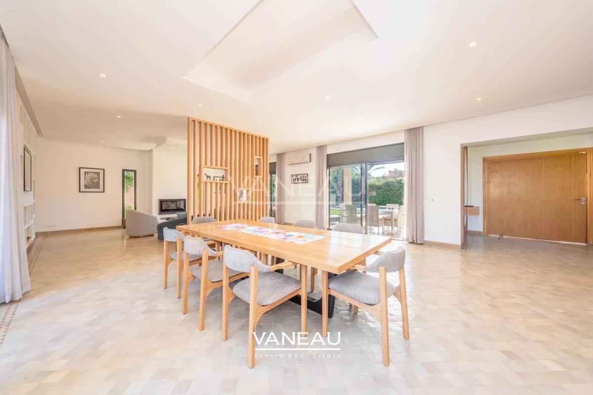 Villa Contemporaine à Vendre amelkis 1