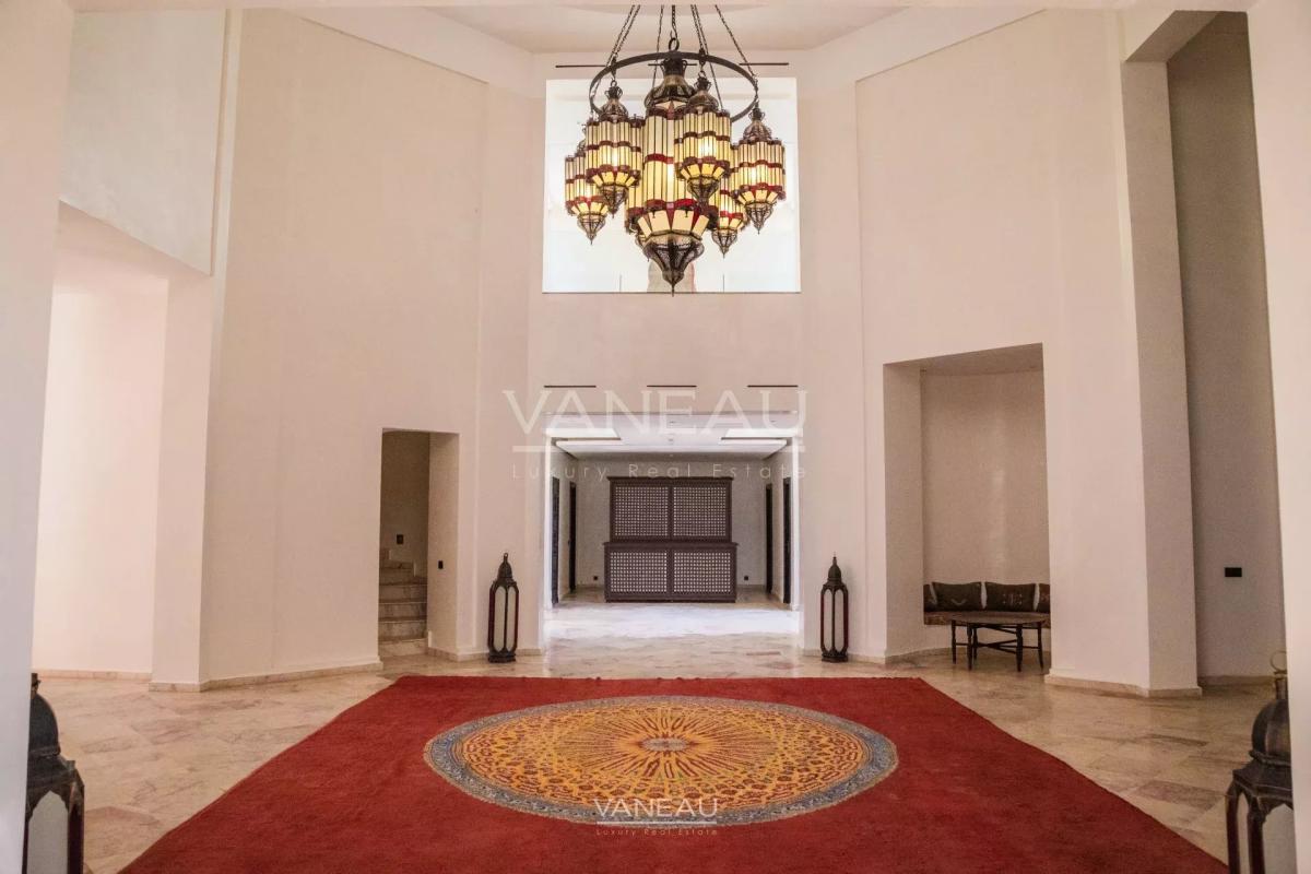 PALAIS À VENDRE AU COEUR DE LA PALMERAIE DE MARRAKECH