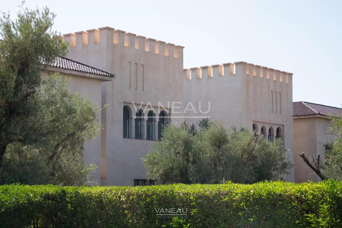 PALAIS À VENDRE AU COEUR DE LA PALMERAIE DE MARRAKECH