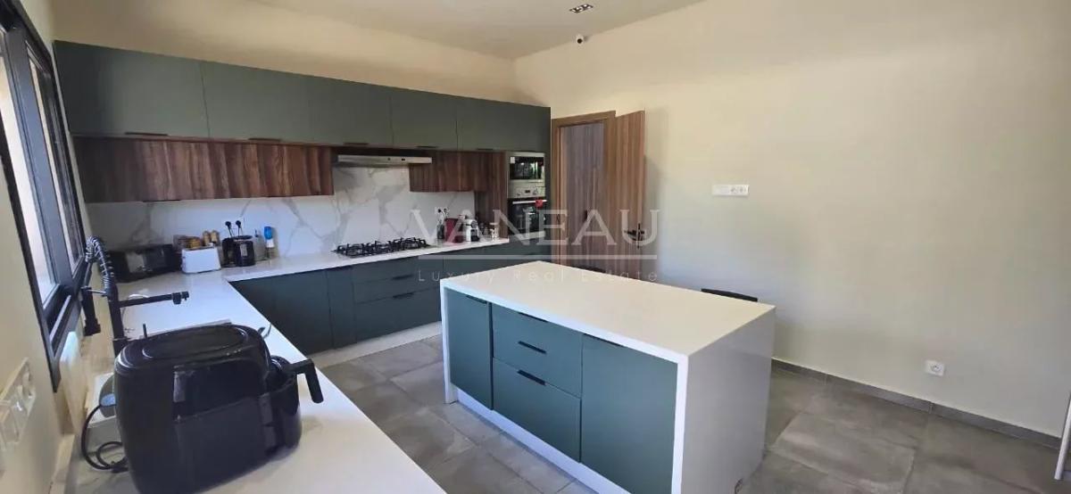 Villa contemporaine à vendre sur Golf