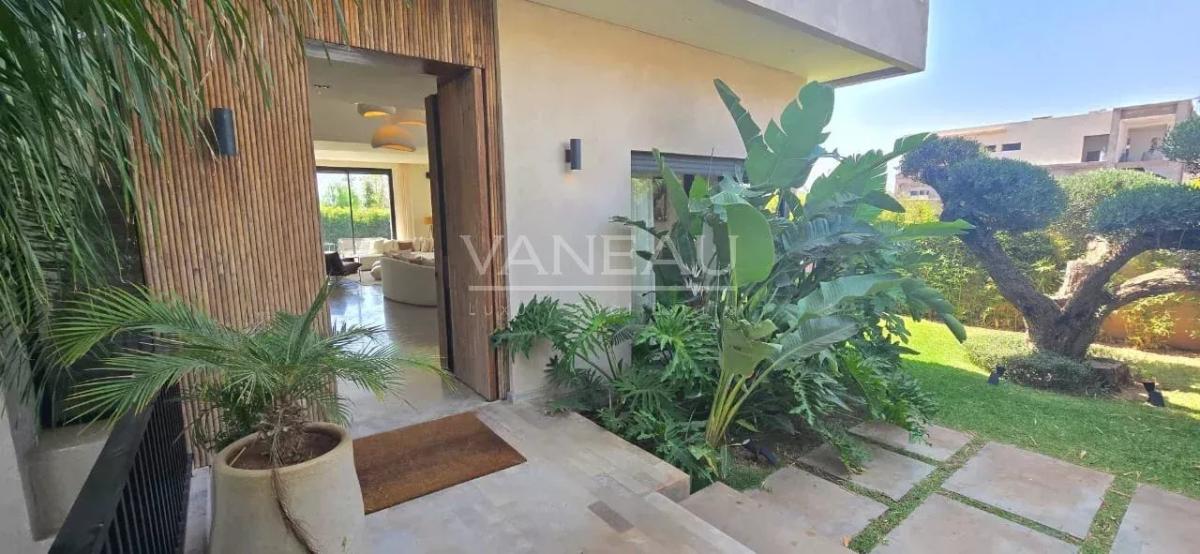 Villa contemporaine à vendre sur Golf