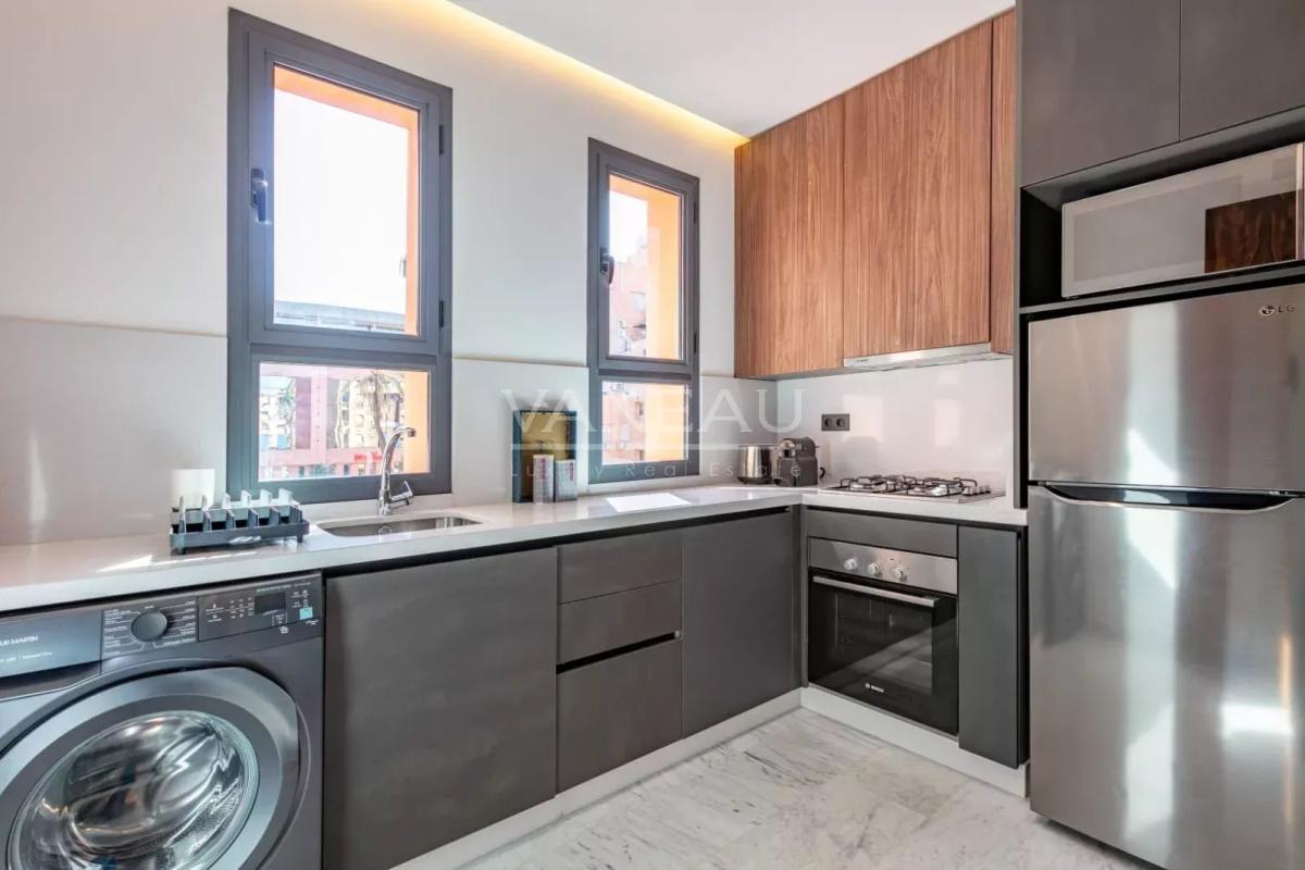 **À Vendre : Appartement Meublé 1 chambre dans le Centre de Guel