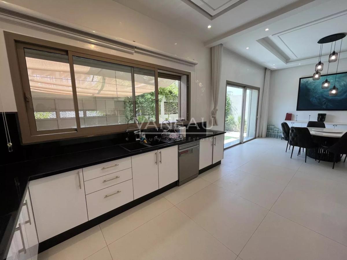 Jolie villa contemporaine à Agdal 5 chambres