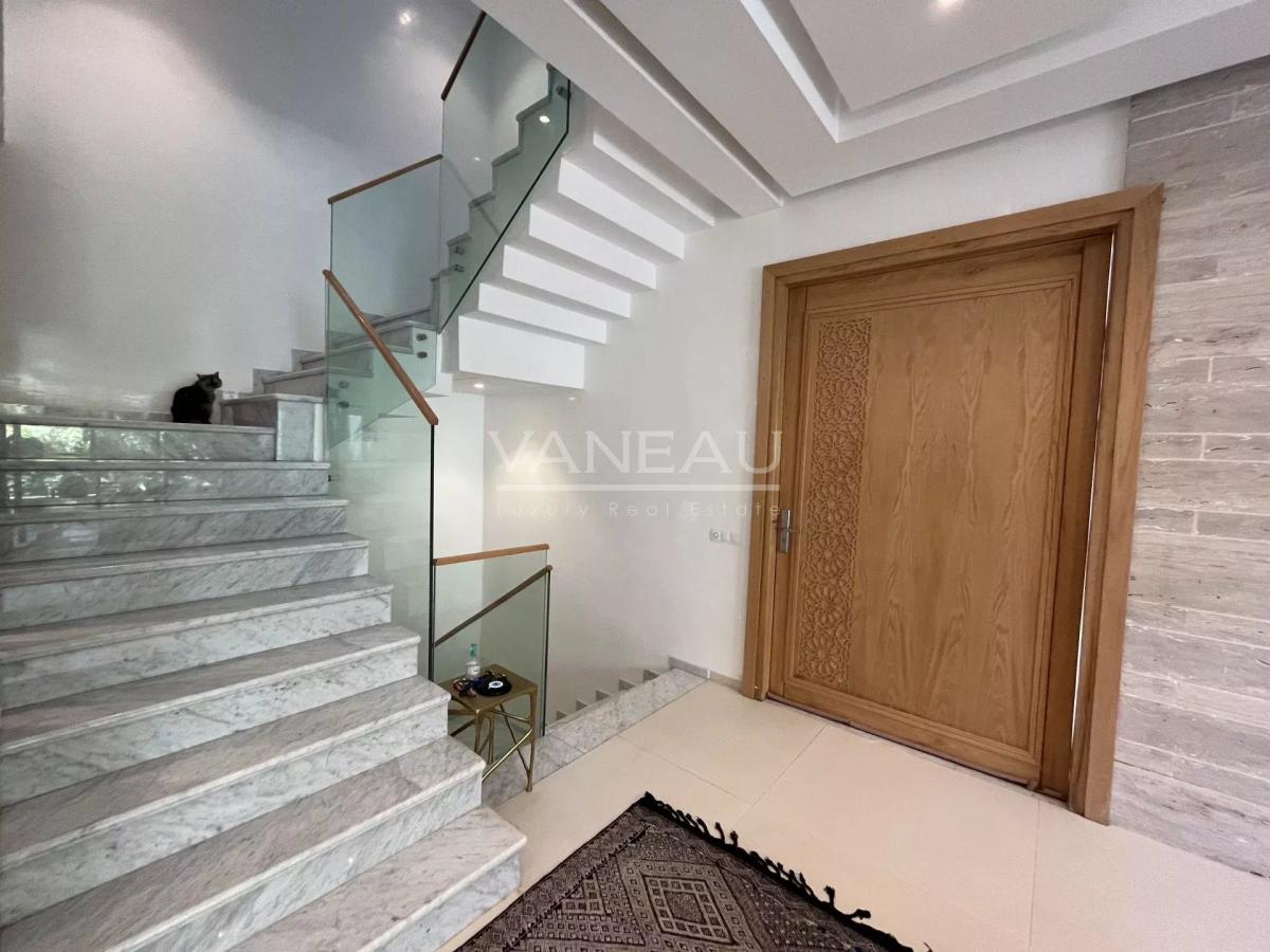 Jolie villa contemporaine à Agdal 5 chambres