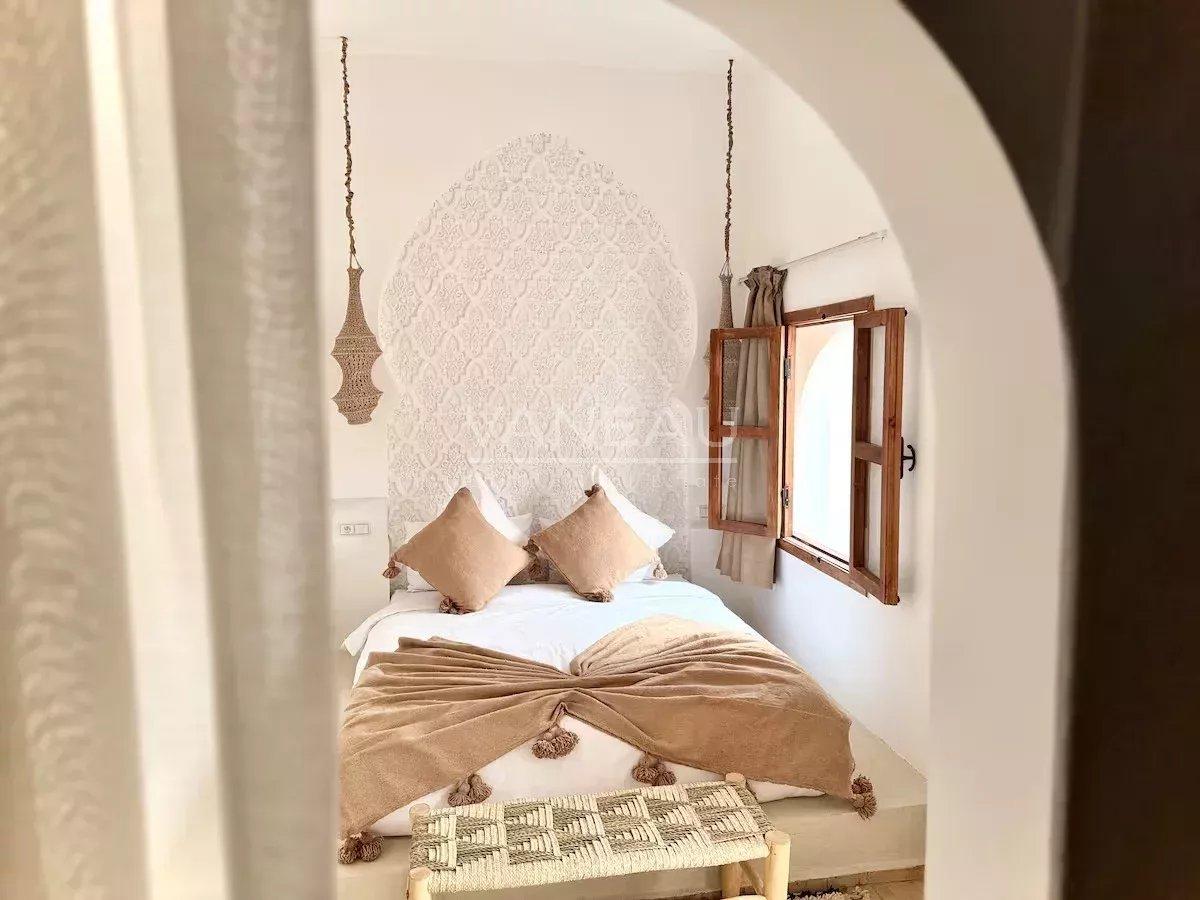 Riad 5 chambres avec basin à la Kasbah vue l' Atlas