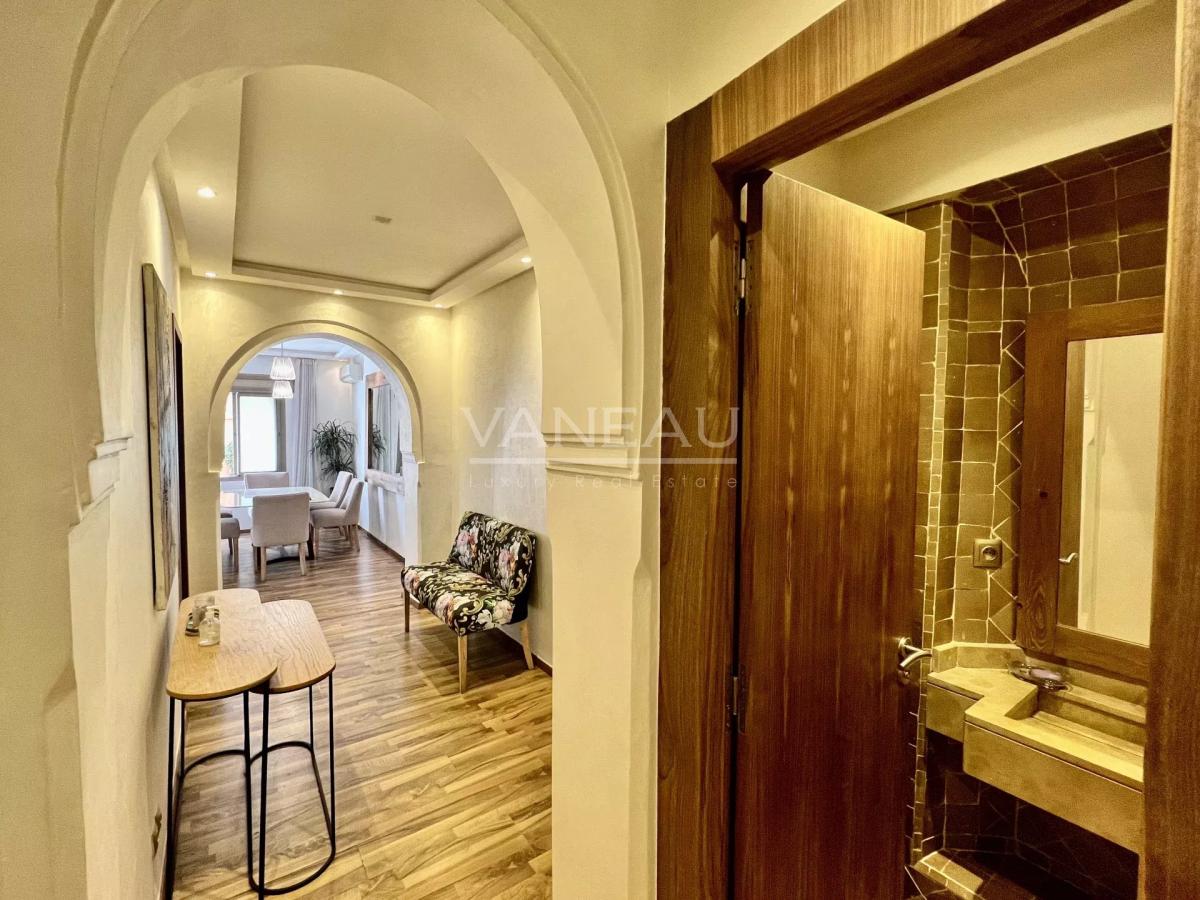 APPARTEMENT REZ DE JARDIN À LOUER AU COEUR DE L'HIVERNAGE