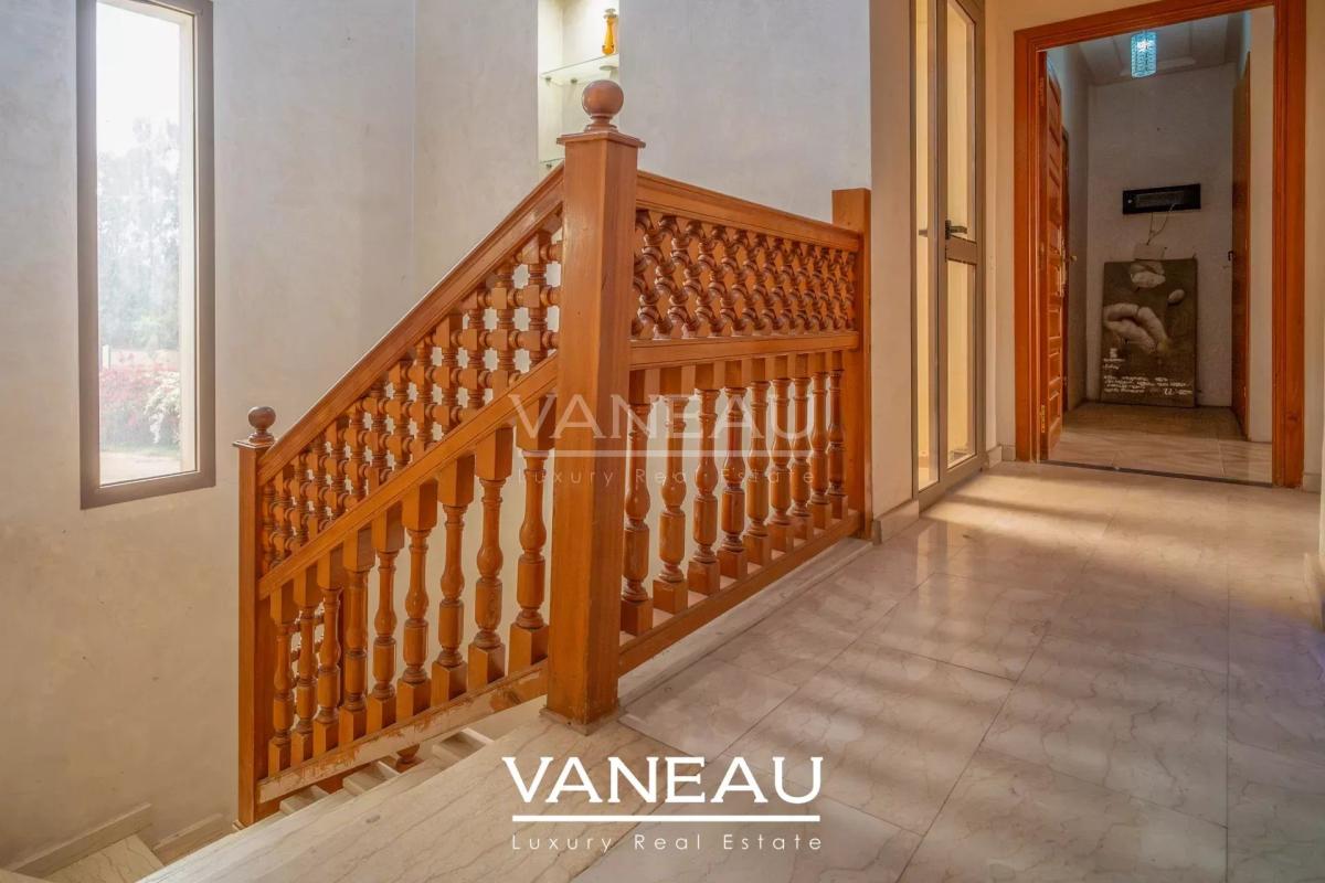 *** Villa de 505 m² sur golf prestigieux ***
