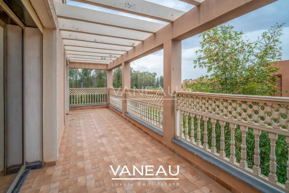 *** Villa de 505 m² sur golf prestigieux ***