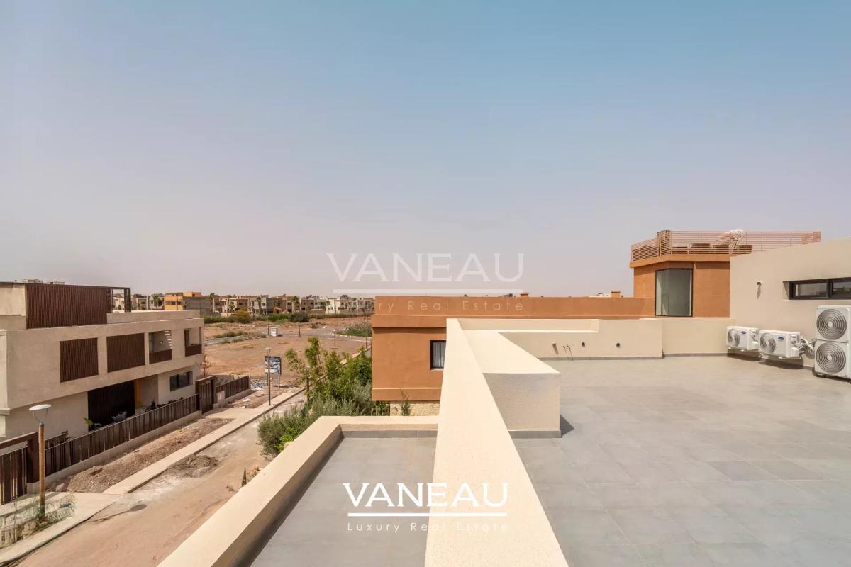 Villa de 500 m² habitable sur terrain arboré