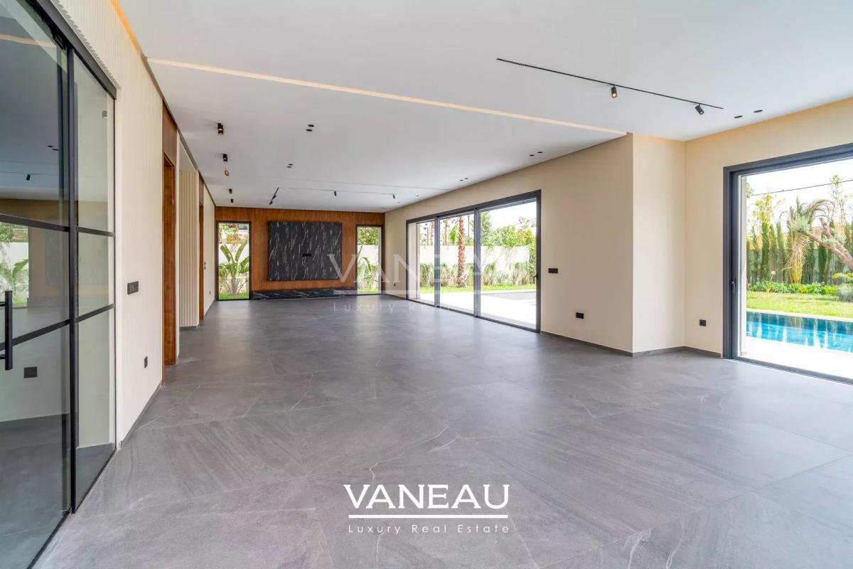 Villa de 500 m² habitable sur terrain arboré