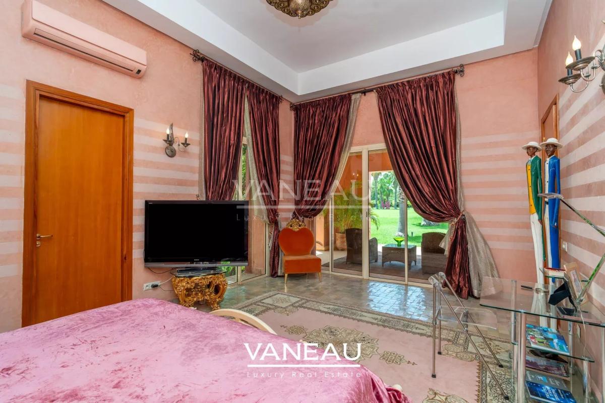 ***Villa au style Baroque vénitien****