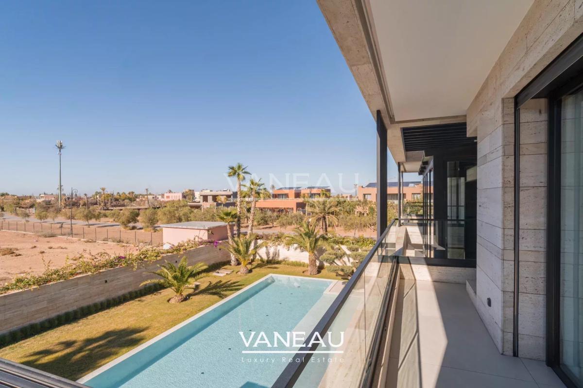 Villa neuve contemporaine a proximité de golfs prestigieux