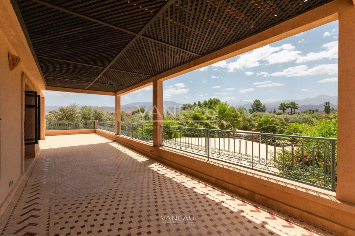 Un havre de paix au pied de l'Atlas sur 1 hectare avec VNA