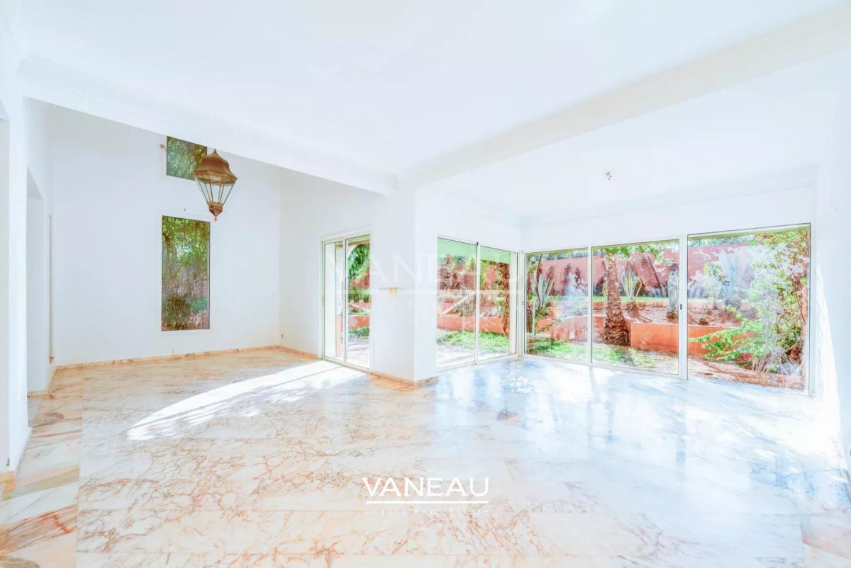 Grand appartement en duplex de trois chambres à la Palmeraie