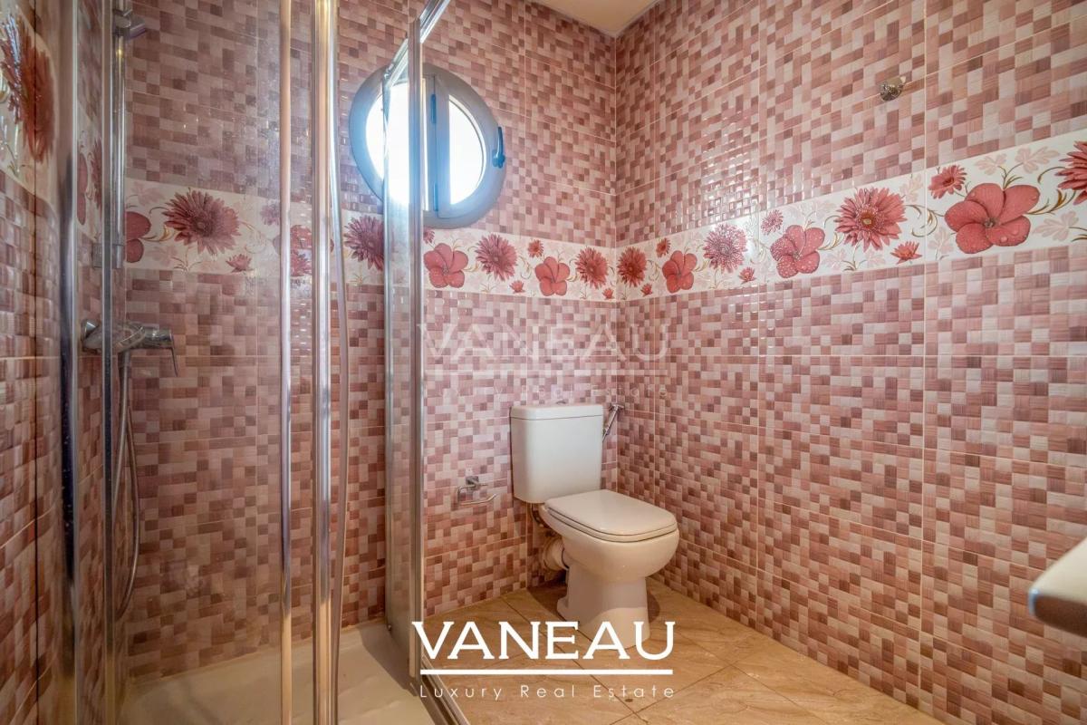 *** Villa de 505 m² sur golf prestigieux ***