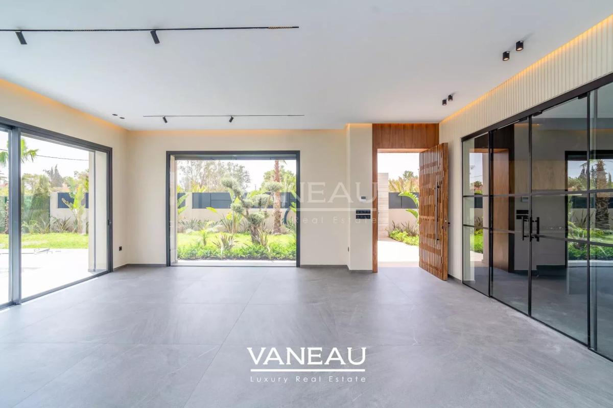 Villa de 500 m² habitable sur terrain arboré