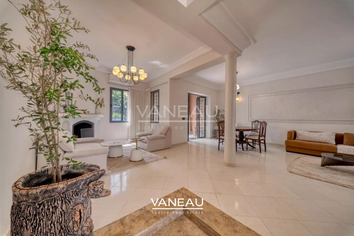 **À Vendre : Maison de ville de 400 m² à Marrakech**