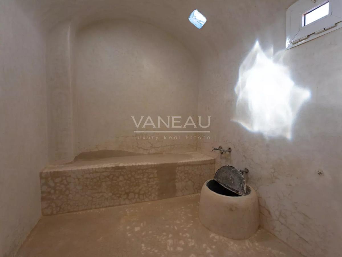 **À Vendre : Maison de ville de 400 m² à Marrakech**