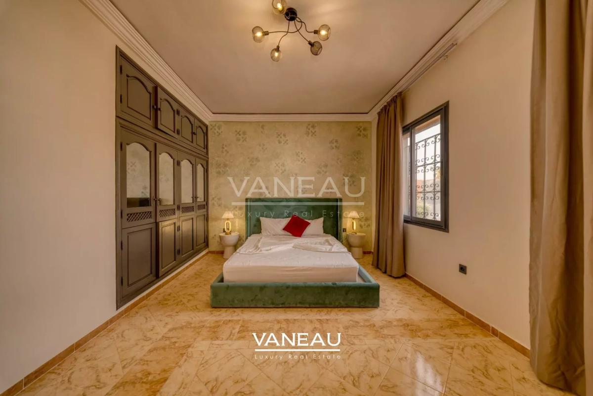 **À Vendre : Maison de ville de 400 m² à Marrakech**