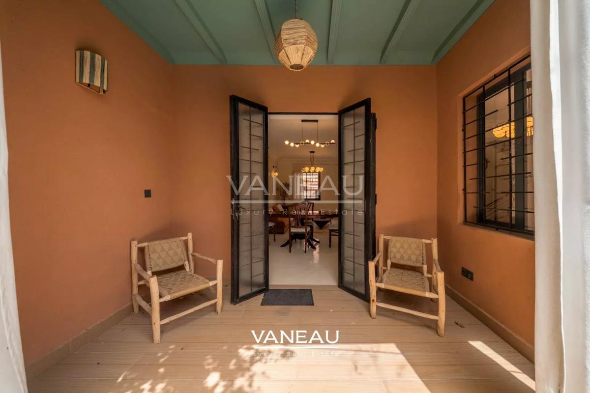 **À Vendre : Maison de ville de 400 m² à Marrakech**