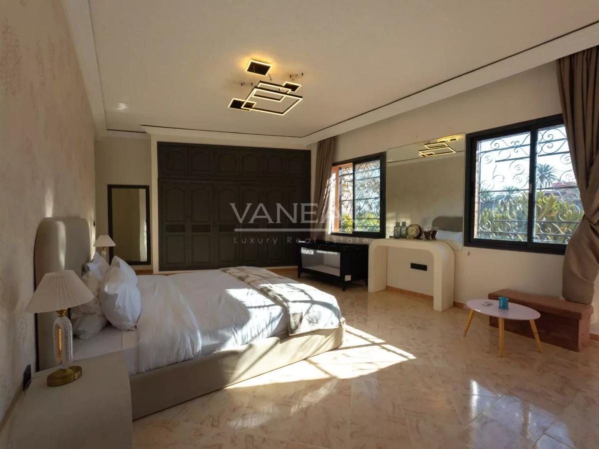 **À Vendre : Maison de ville de 400 m² à Marrakech**