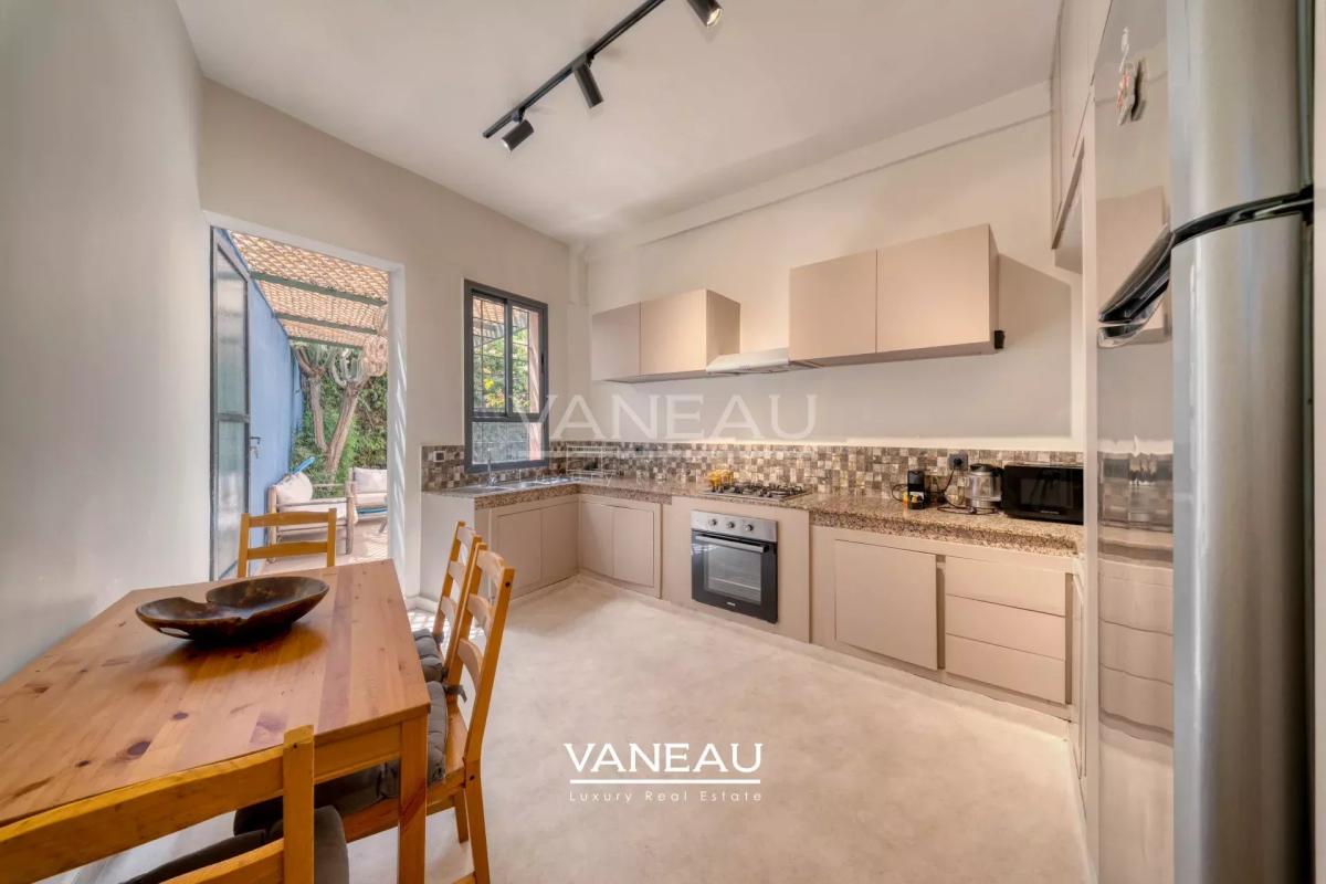 **À Vendre : Maison de ville de 400 m² à Marrakech**