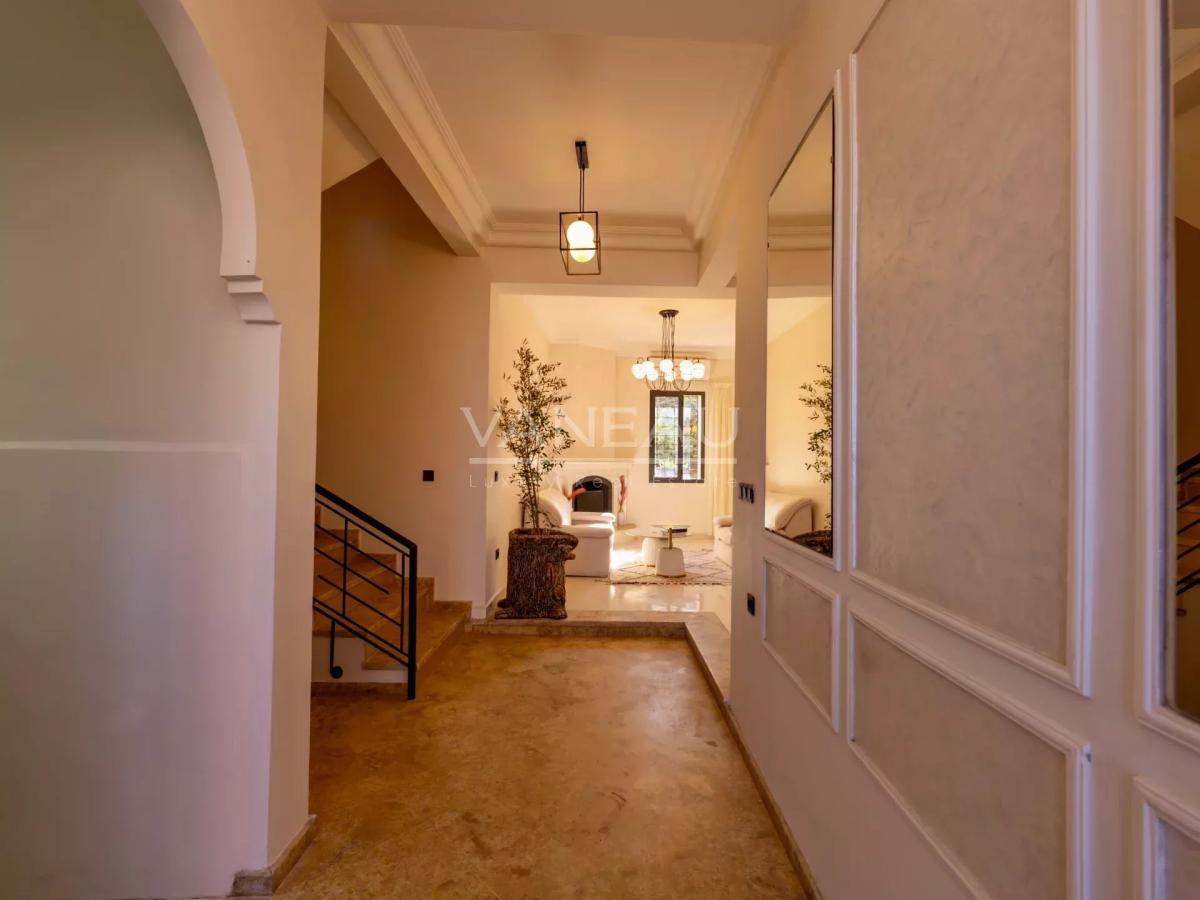 **À Vendre : Maison de ville de 400 m² à Marrakech**