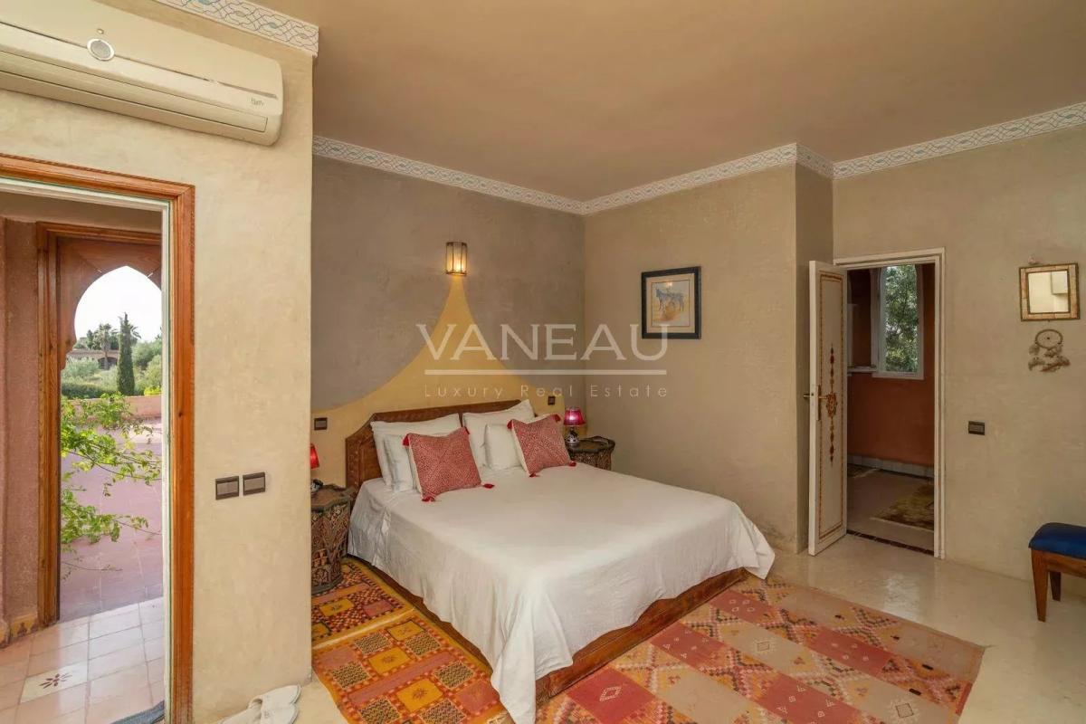 Un havre de paix au pied de l'Atlas sur 2 hectare avec VNA