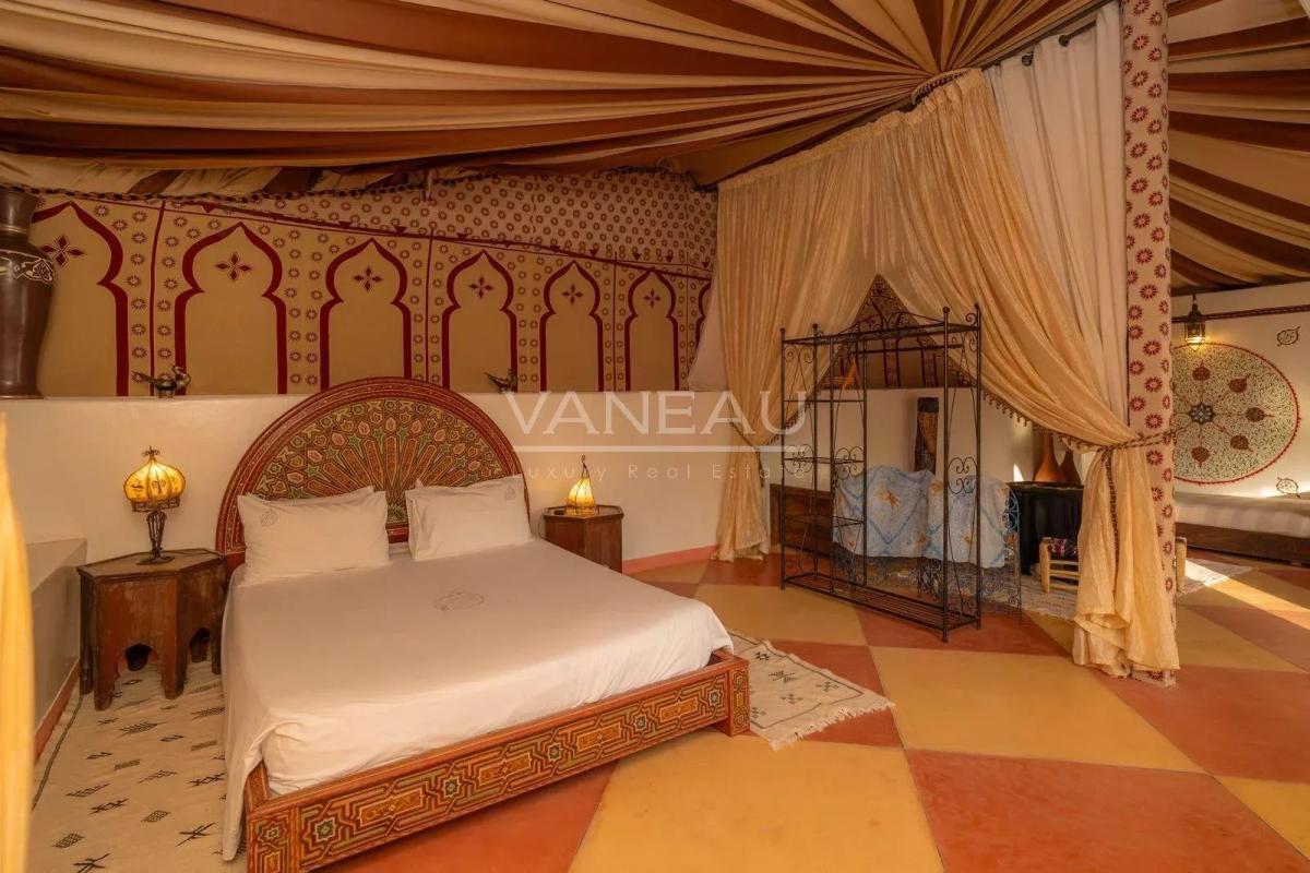 Un havre de paix au pied de l'Atlas sur 2 hectare avec VNA