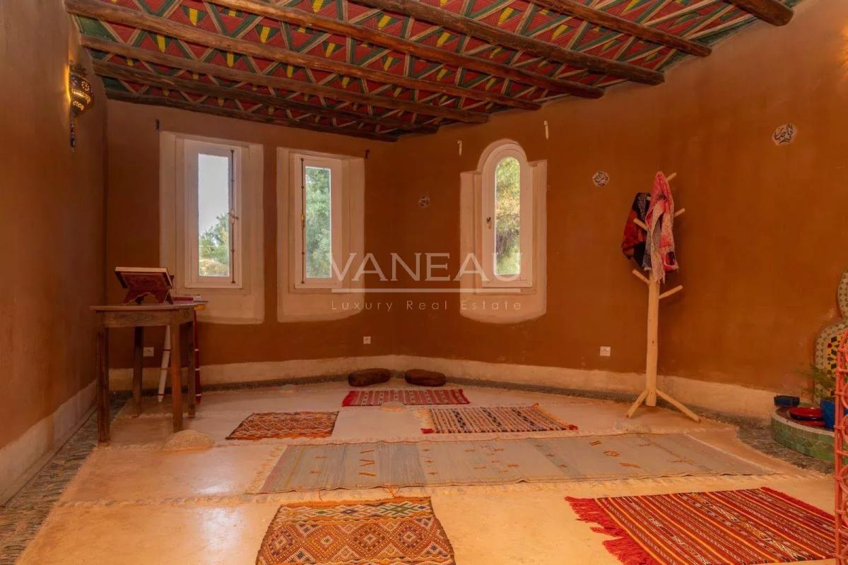 Un havre de paix au pied de l'Atlas sur 2 hectare avec VNA