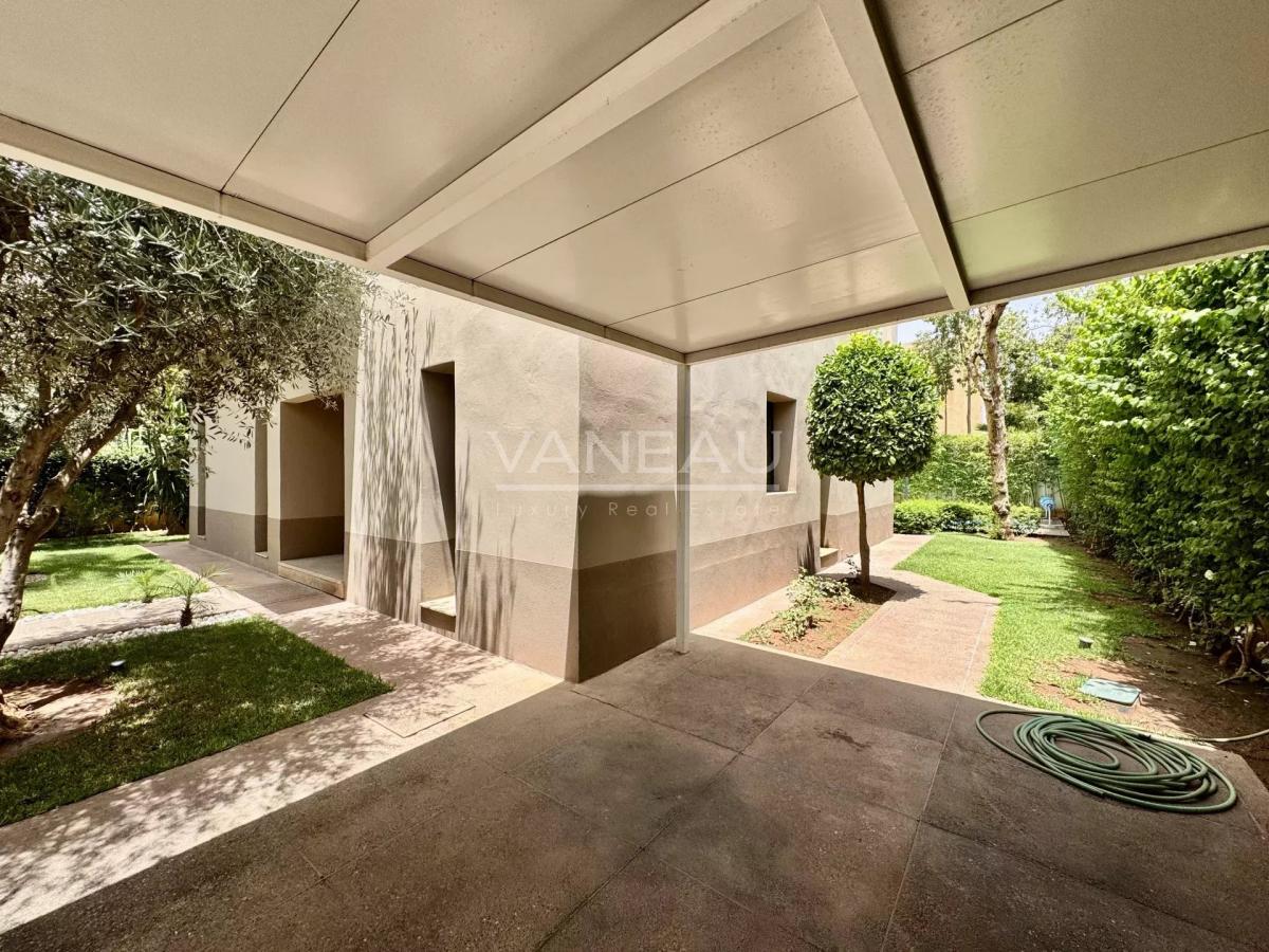 Villa à Louer Sur Golf- Amelkis