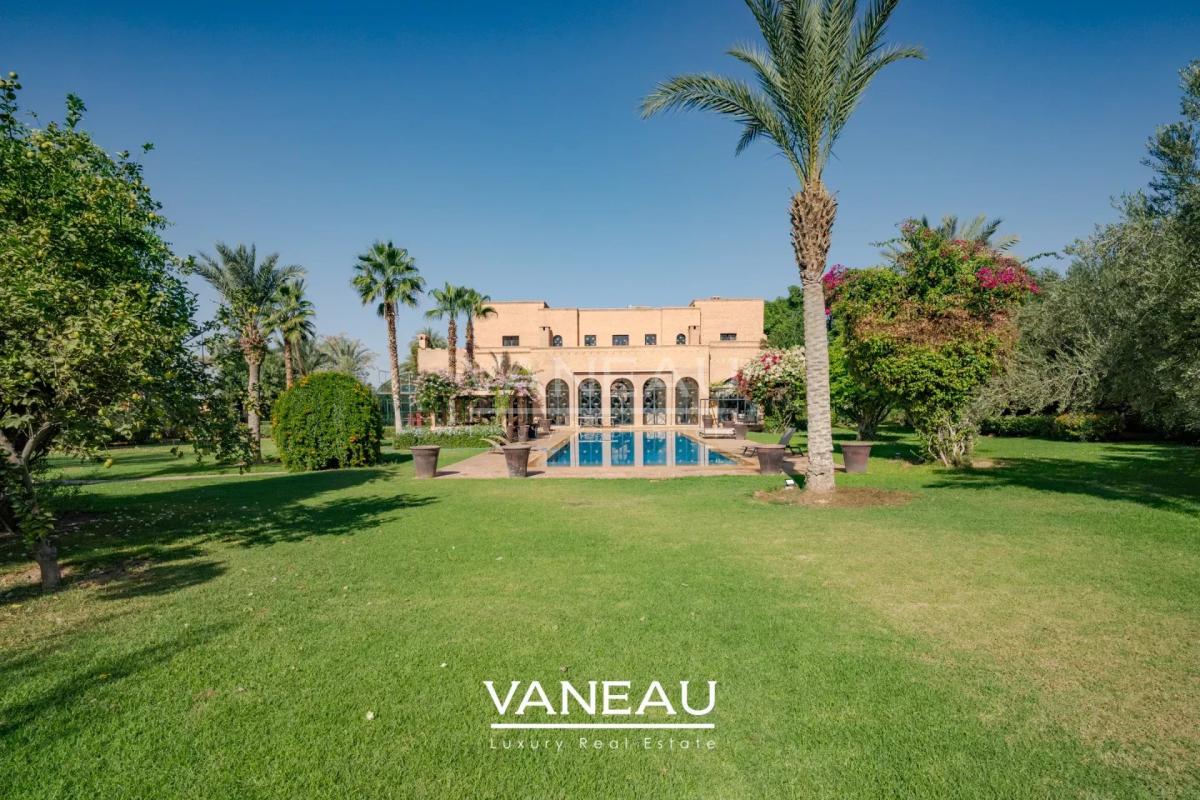 Harmonieux mélange d'une Villa et d'un Riad