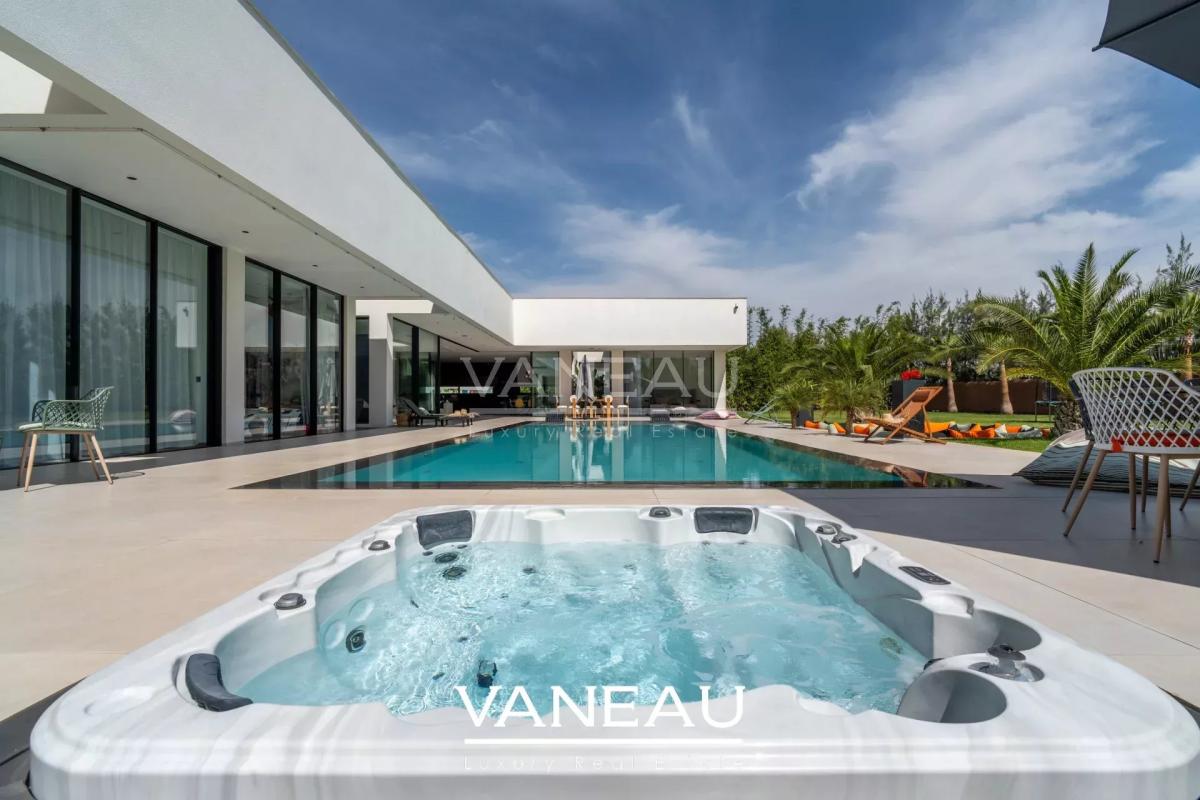 Villa Contemporaine d’Architecte et Domotique Intégrée