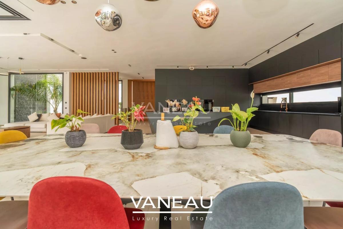 Villa Contemporaine d’Architecte et Domotique Intégrée