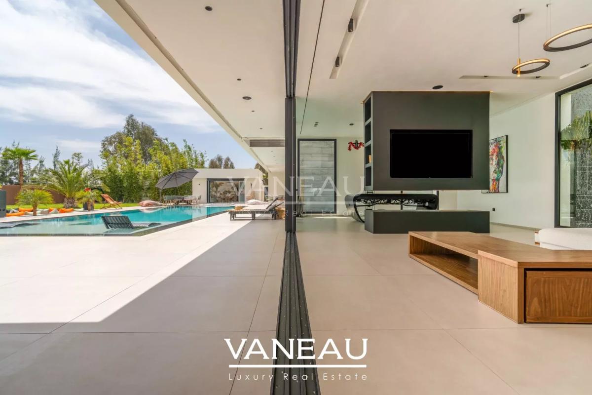 Villa Contemporaine d’Architecte et Domotique Intégrée