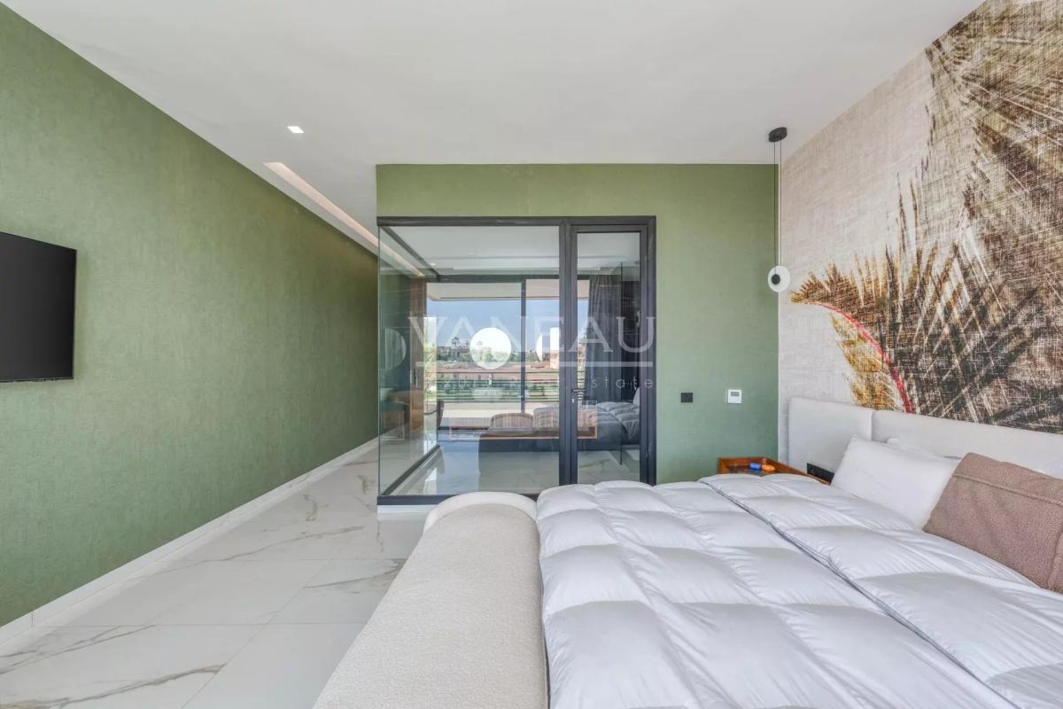 Villa au coeur d'un prestigieux golf