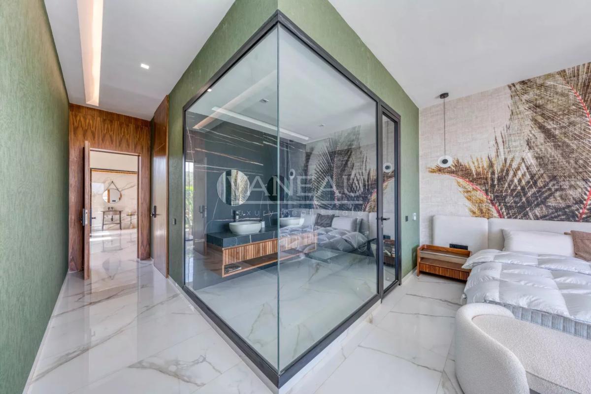 Villa au coeur d'un prestigieux golf