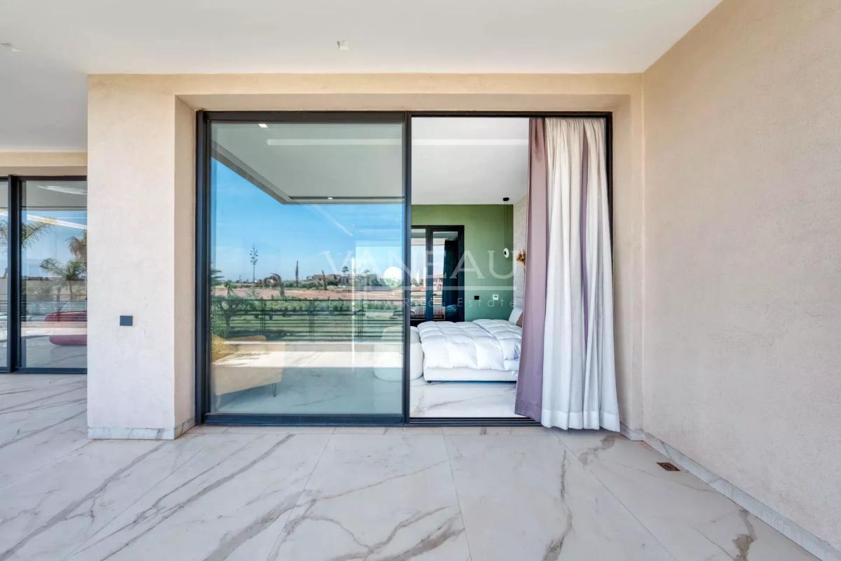 Villa au coeur d'un prestigieux golf