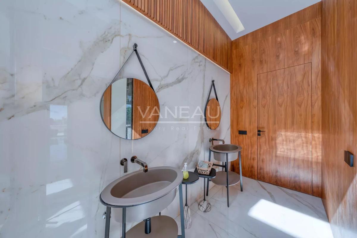 Villa au coeur d'un prestigieux golf