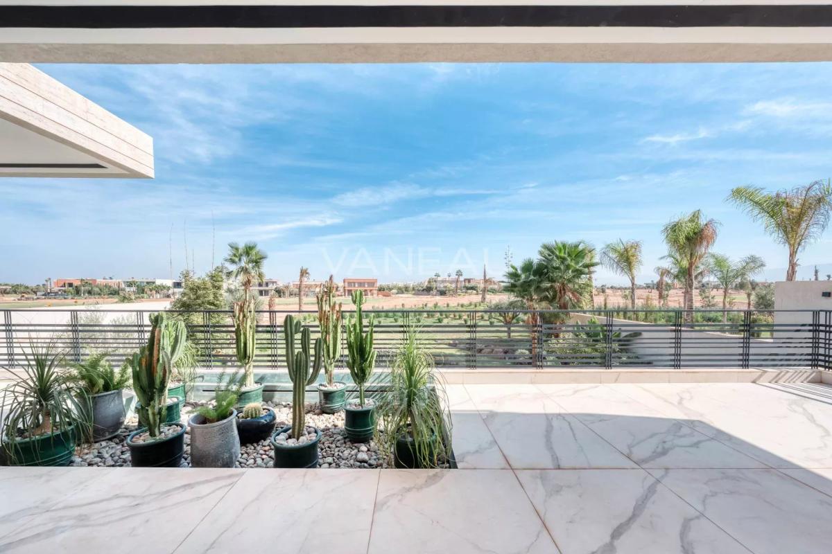 Villa au coeur d'un prestigieux golf