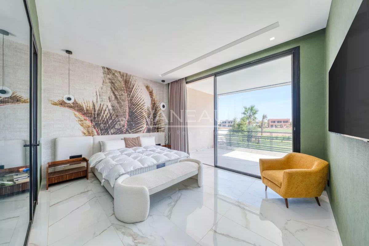 Villa au coeur d'un prestigieux golf